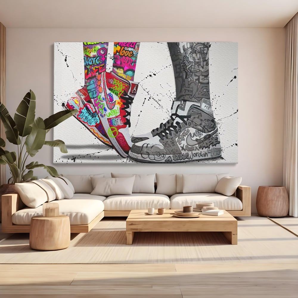 Tablou canvas cu tablou canvas cu adidasi graffiti si picioare, fara rama, pe sasiu de lemn, pe perete intr-un living